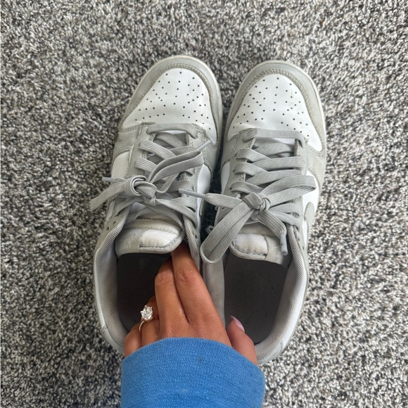 Grey Fog Nike Low Dunks Shoes - Picture 2 of 2